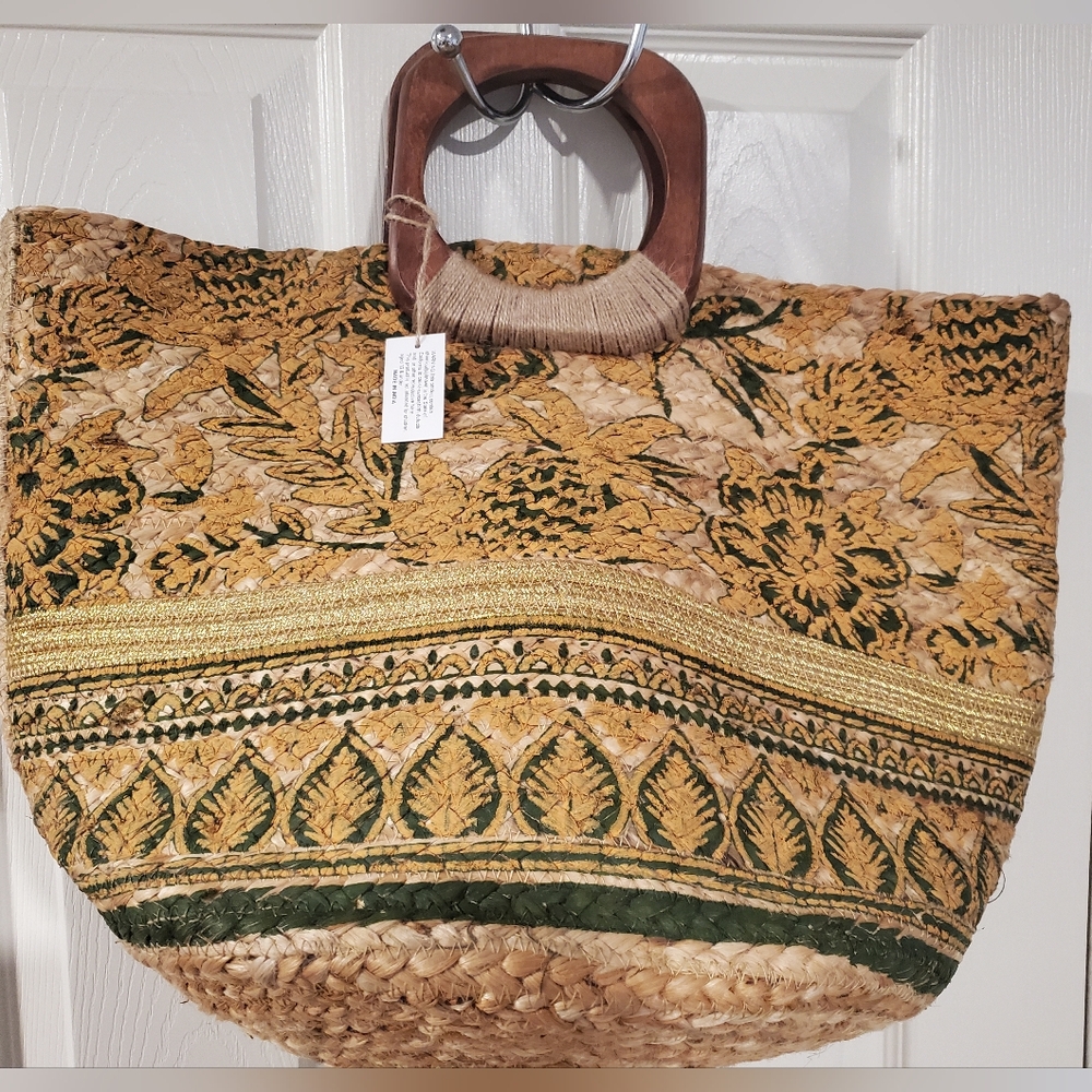 Handbag - Picture 2 of 3